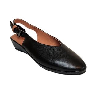 NWOB Gentle Souls Noemi Black Leather Low Wedge Slingback Size 7.5